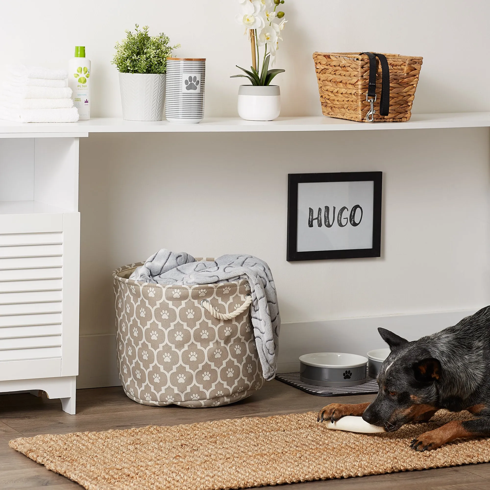 Bone Dry Pet Storage Bin, Lattice Paw Print, Stone, Medium Round - 15x12"